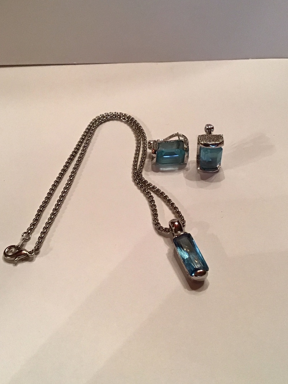 Blue Crystal Pendant Necklace and Lever back Earrings Set